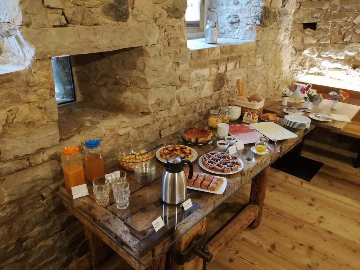 Agritur Ciastel Villa Sanzeno Ngoại thất bức ảnh
