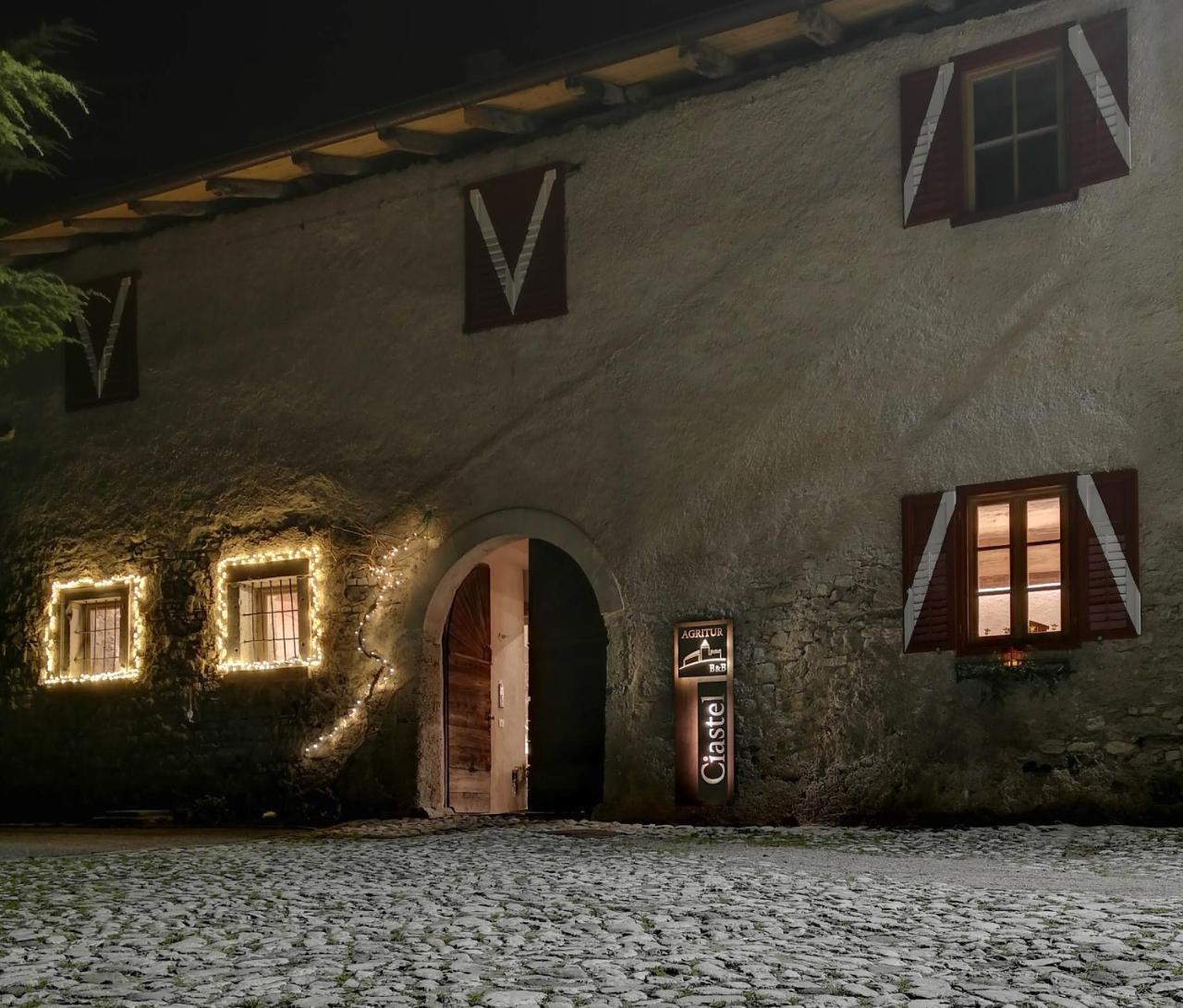 Agritur Ciastel Villa Sanzeno Ngoại thất bức ảnh