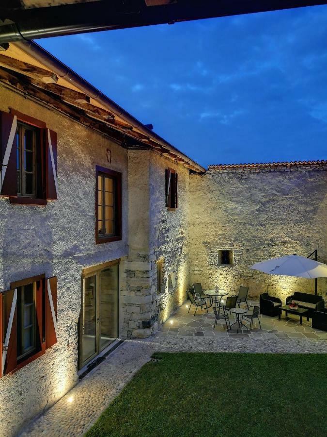 Agritur Ciastel Villa Sanzeno Ngoại thất bức ảnh